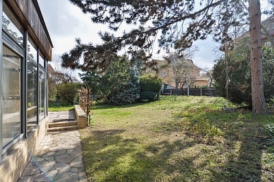 Albánská, Bubeneč - Prague 6 | Rent, House Five-bedroom (6+kk), 450 m²