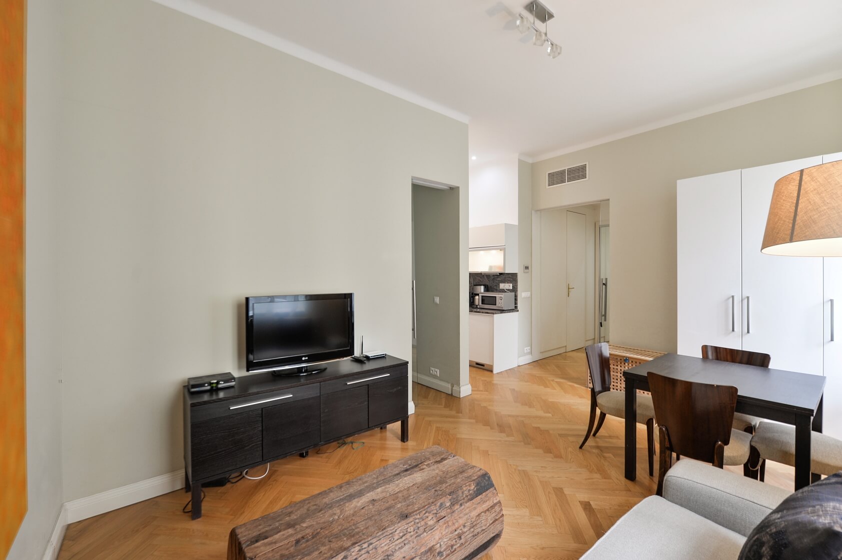 Liliová, Staré Město - Prague 1 | Rent, Apartment One-bedroom (2+kk), 39 m²