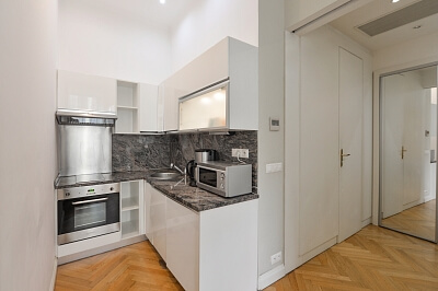 Liliová, Staré Město - Prague 1 | Rent, Apartment One-bedroom (2+kk), 39 m²