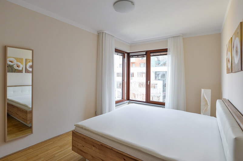 Rohanské nábřeží, Karlín - Prague 8 | Rent, Apartment One-bedroom (2+kk), 54 m²