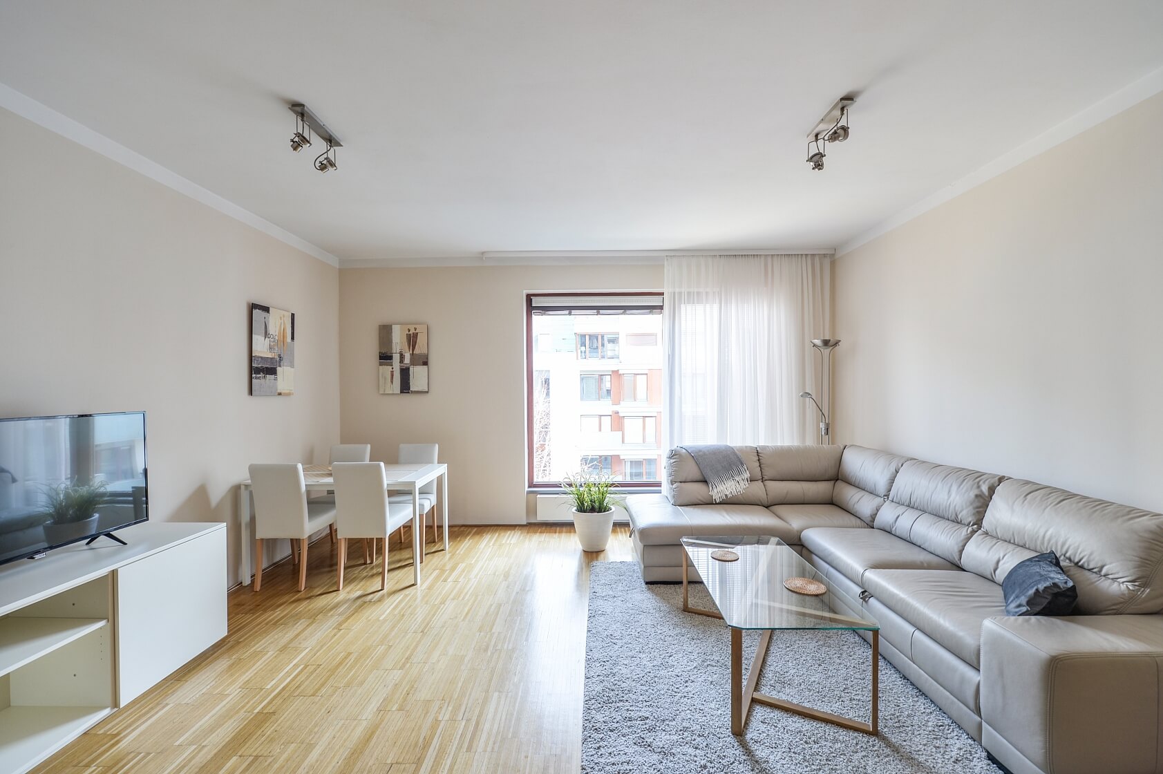 Rohanské nábřeží, Karlín - Praha 8 | Pronájem, Byt 2+kk, 54 m²