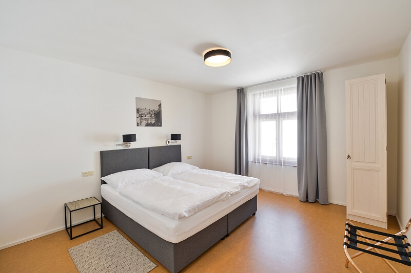 Šlikova, Břevnov - Prague 6 | Rent, Apartment Two-bedroom (3+kk), 75 m²
