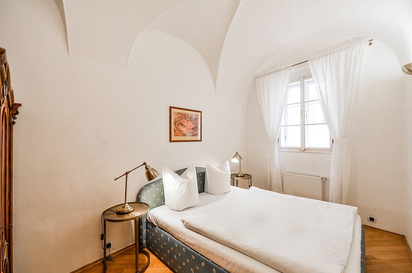 Vlašská, Malá Strana - Prague 1 | Rent, Apartment Two-bedroom (3+kk), 55 m²