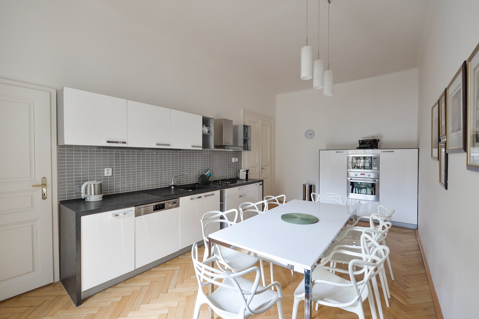 Anny Letenské, Vinohrady - Prague 2 | Rent, Apartment One-bedroom (2+1), 80 m²