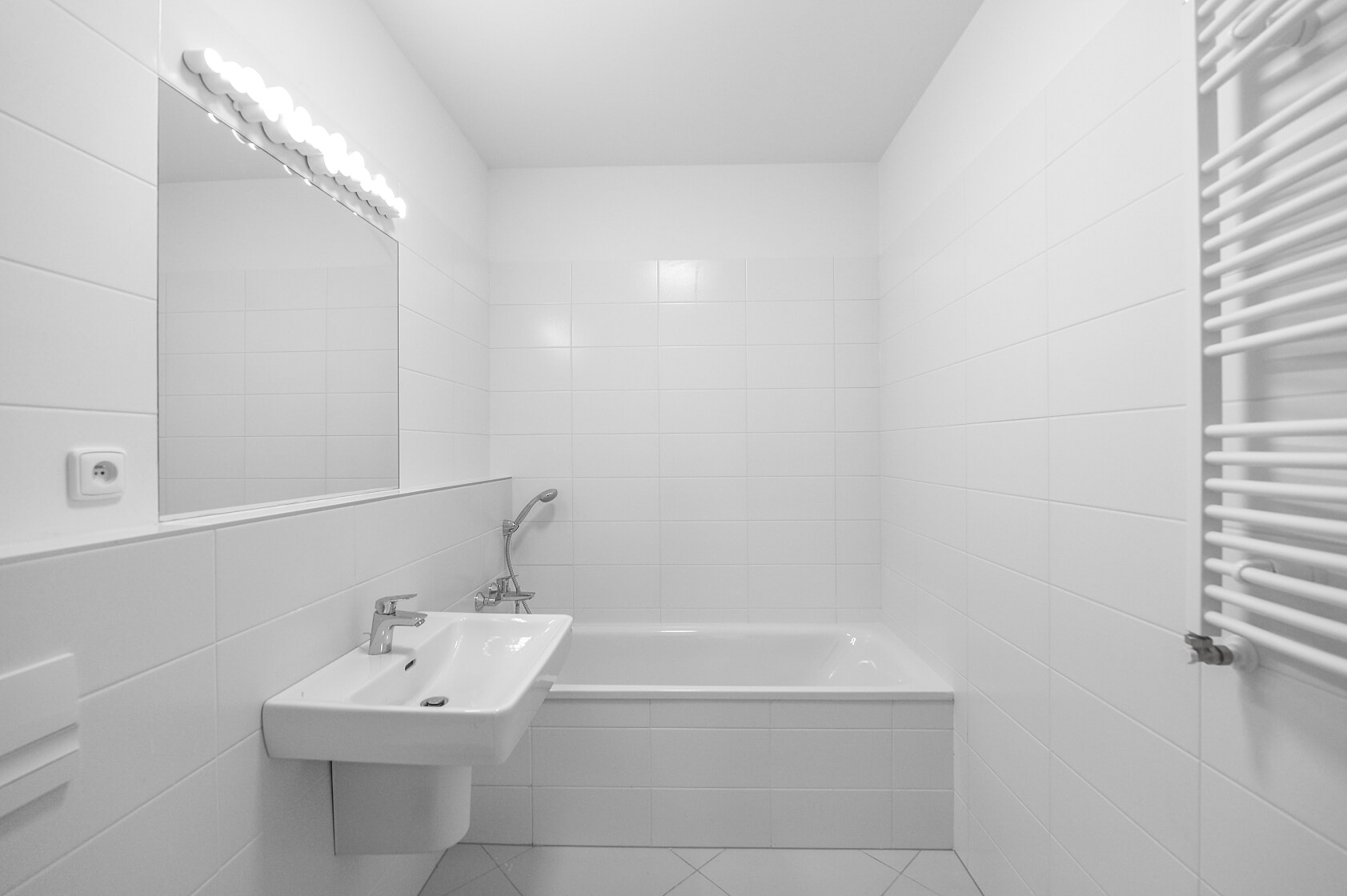 Honzíkova, Dolní Měcholupy - Praha 10 | Pronájem, Byt 2+kk, 60 m²