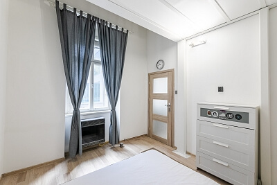 Pernerova, Karlín - Prague 8 | Sale, Apartment One-bedroom (2+kk), 79 m²