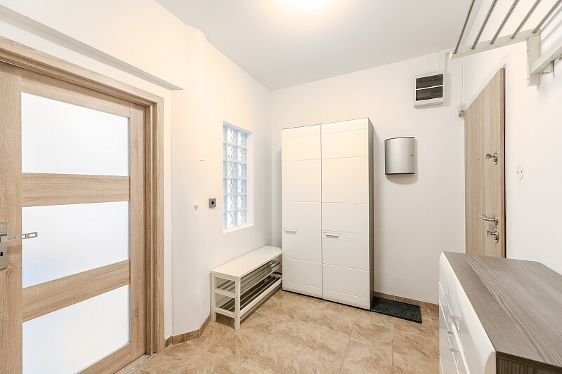 Pernerova, Karlín - Prague 8 | Sale, Apartment One-bedroom (2+kk), 79 m²