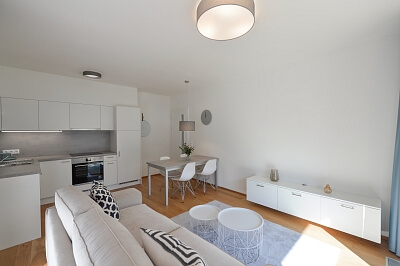 Naskové, Košíře - Praha 5 | Pronájem, Byt 2+kk, 68 m²