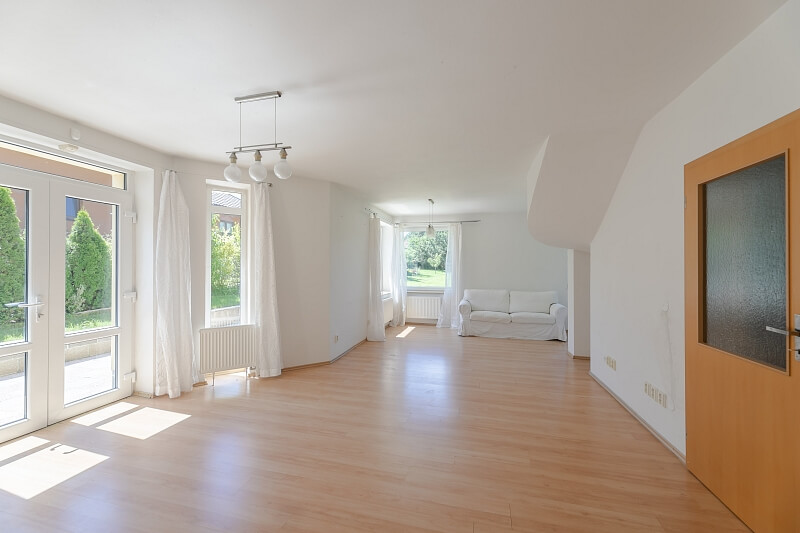 Chýně - Praha-západ | Prodej, Rodinný dům 6+1, 243 m²