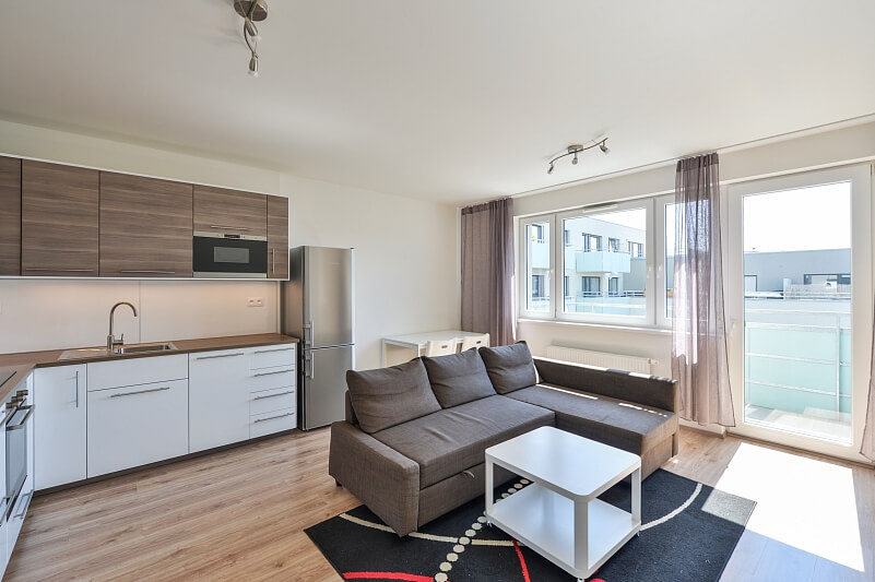 Pod Jarovem, Žižkov - Prague 3 | Rent, Apartment One-bedroom (2+kk), 67 m²
