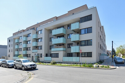 Pod Jarovem, Žižkov - Praha 3 | Pronájem, Byt 2+kk, 67 m²