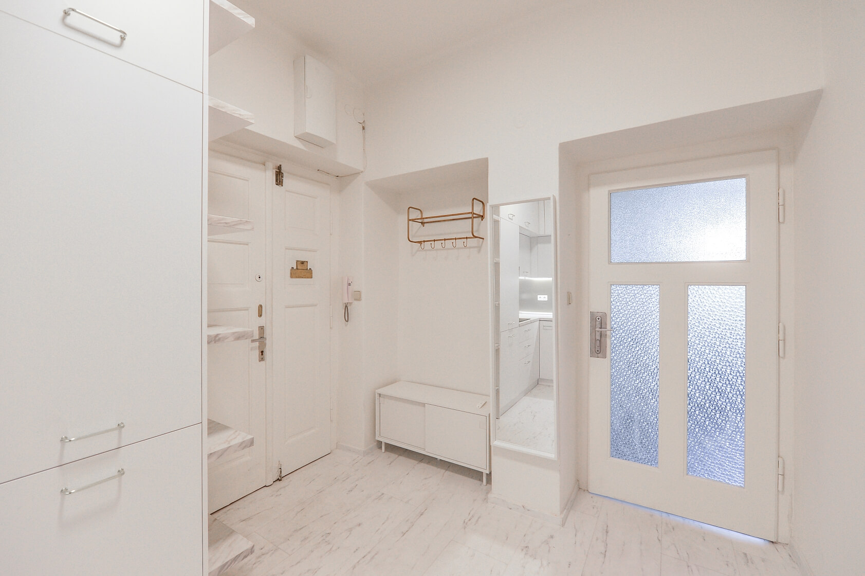 Rooseveltova, Bubeneč - Praha 6 | Pronájem, Byt 2+kk, 51 m²