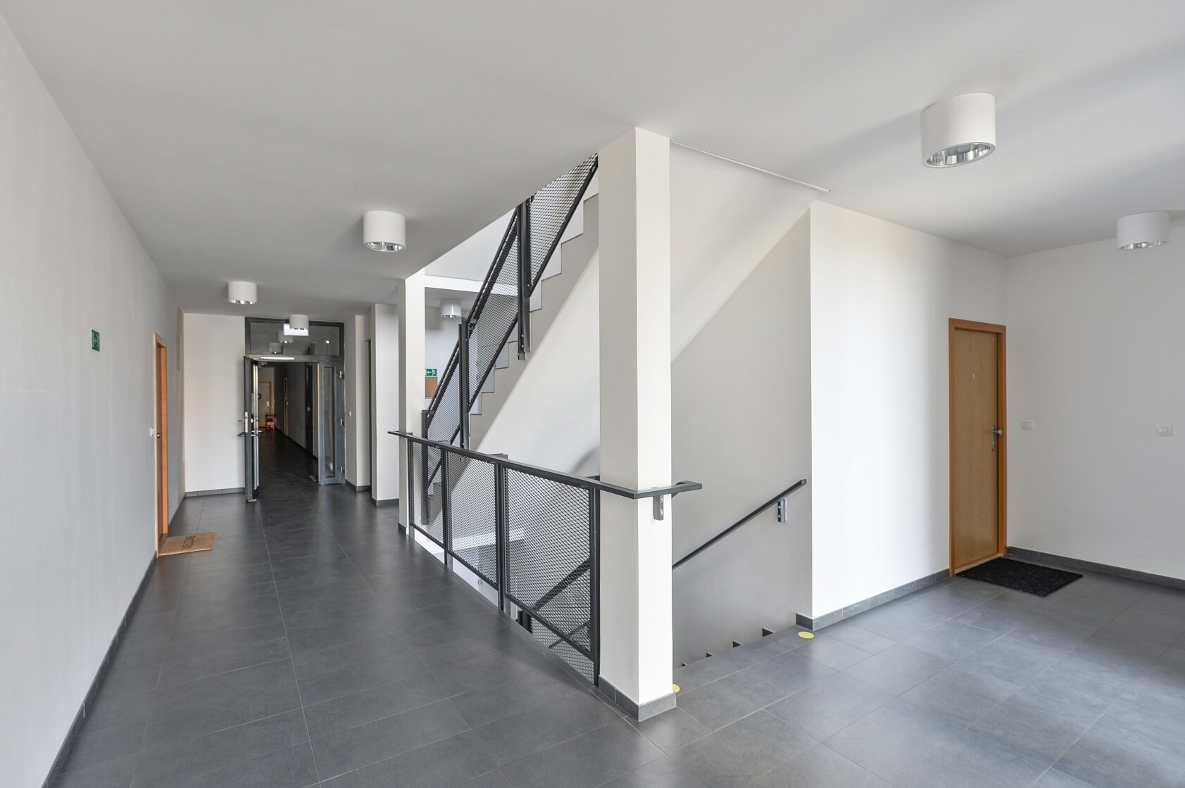 Generála Šišky, Modřany - Prague 4 | Rent, Apartment One-bedroom (2+kk), 70 m²
