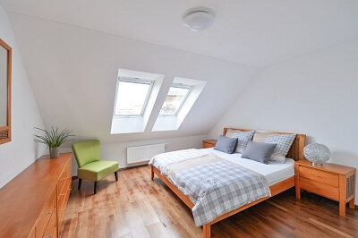 Letohradská, Holešovice - Prague 7 | Rent, Apartment One-bedroom (2+kk), 90 m²