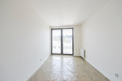 U Mlýnského kanálu, Karlín - Prague 8 | Rent, Apartment One-bedroom (2+kk), 67 m²