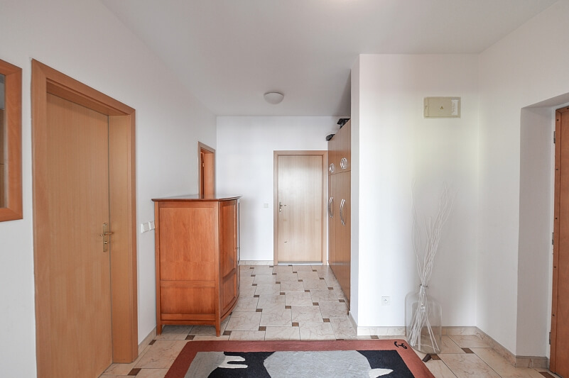 Na Žertvách, Libeň - Praha 8 | Pronájem, Byt 2+kk, 67 m²
