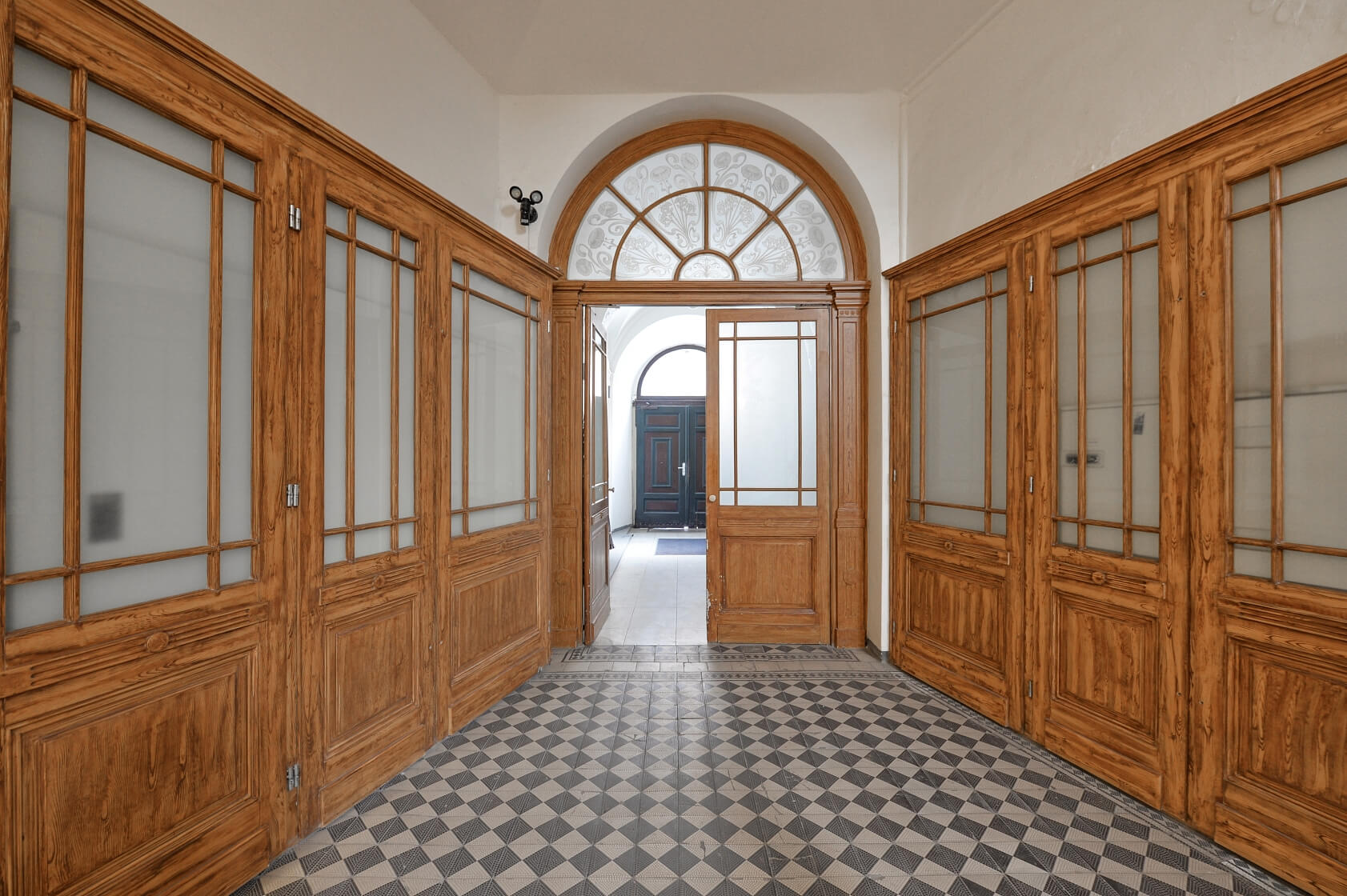 Štěpánská, Nové Město - Prague 1 | Rent, Apartment Two-bedroom (3+kk), 96 m²