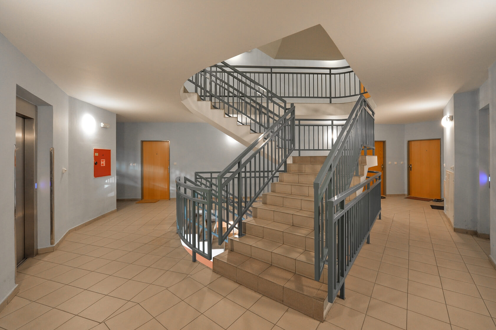 Mojmírova, Nusle - Praha 4 | Pronájem, Byt 2+kk, 52 m²