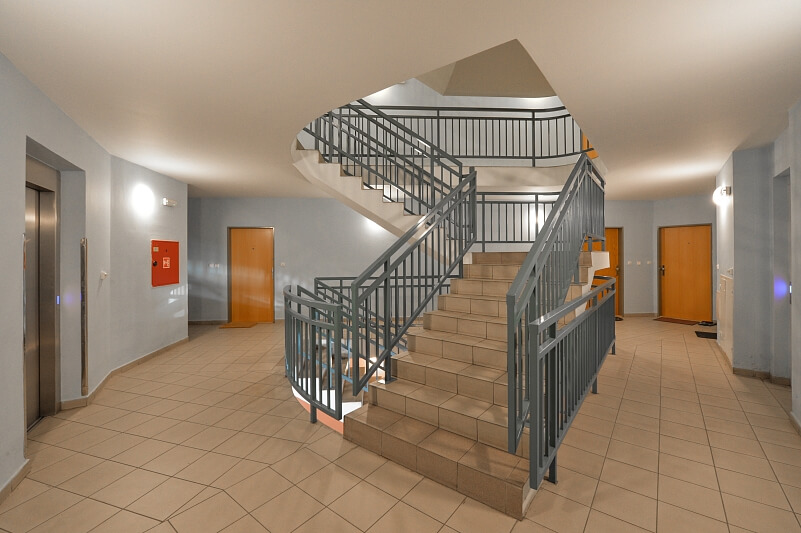 Mojmírova, Nusle - Praha 4 | Pronájem, Byt 2+kk, 52 m²