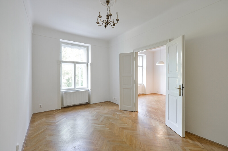 Chopinova, Vinohrady - Prague 2 | Rent, Apartment Three-bedroom (4+kk), 106 m²