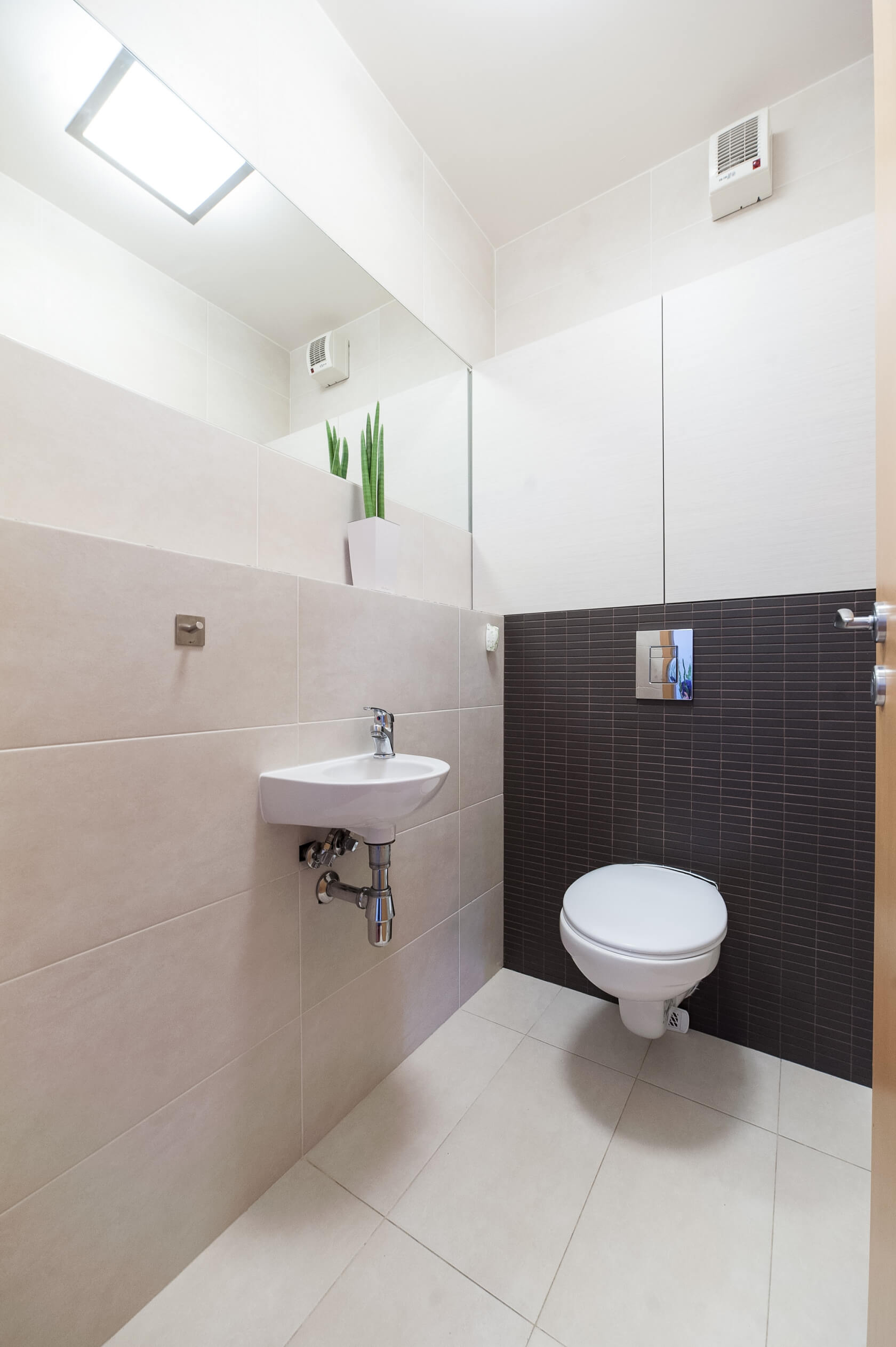 Kabešova, Vysočany - Prague 9 | Rent, Apartment Three-bedroom (4+kk), 288 m²