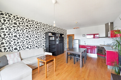 U Uranie, Holešovice - Praha 7 | Pronájem, Byt 2+kk, 73 m²