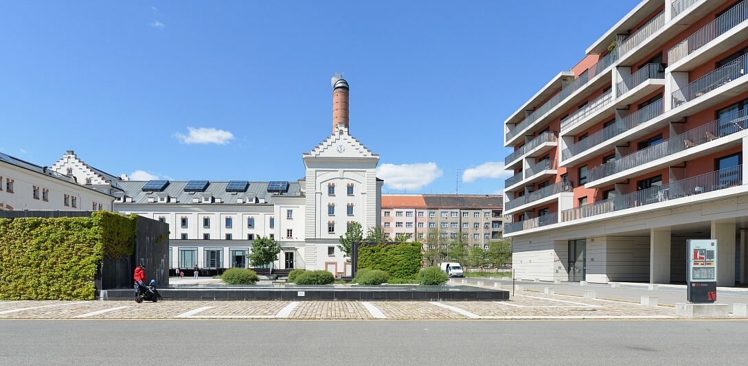 U Uranie, Holešovice - Praha 7 | Pronájem, Byt 2+kk, 73 m²