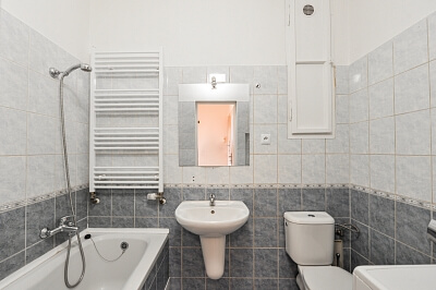 Moskevská, Vršovice - Prague 10 | Rent, Apartment One-bedroom (2+kk), 48 m²