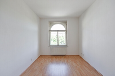 Moskevská, Vršovice - Prague 10 | Rent, Apartment One-bedroom (2+kk), 48 m²