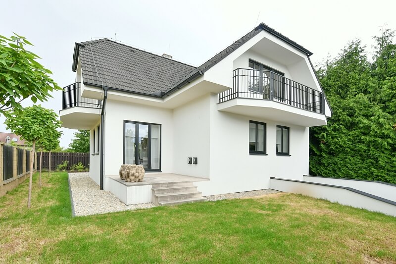 Uhříněves - Prague 10 | Sale, House Three-bedroom (4+1), 182 m²