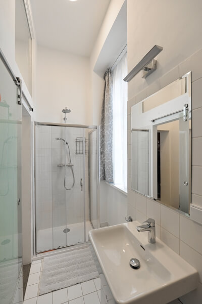 Mezibranská, Nové Město - Prague 1 | Rent, Apartment One-bedroom (2+kk), 50 m²