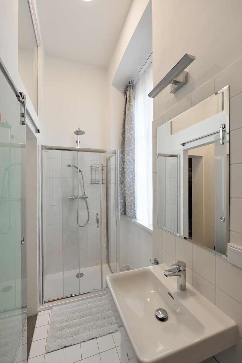 Mezibranská, Nové Město - Prague 1 | Rent, Apartment One-bedroom (2+kk), 50 m²