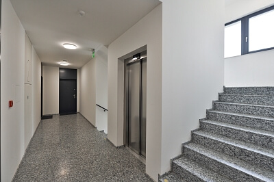 Kloudova, Jinonice - Prague 5 | Rent, Apartment One-bedroom (2+kk), 76 m²