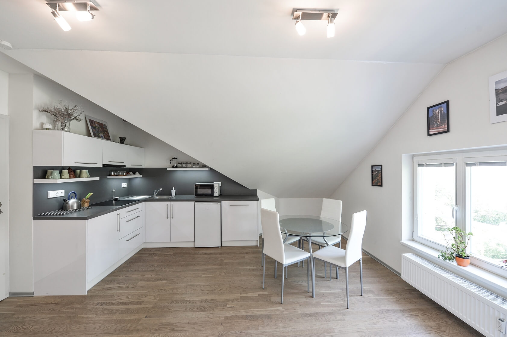 Velvarská, Dejvice - Praha 6 | Pronájem, Byt 1+kk, 43 m²