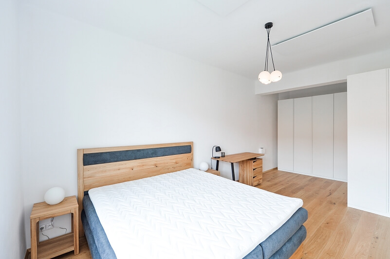 Žerotínova, Žižkov - Prague 3 | Rent, Apartment One-bedroom (2+kk), 54 m²