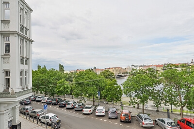 Janáčkovo nábřeží, Smíchov - Prague 5 | Rent, Apartment Two-bedroom (3+1), 107 m²