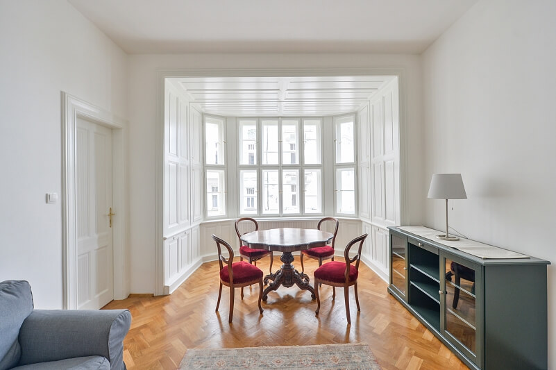 Janáčkovo nábřeží, Smíchov - Prague 5 | Rent, Apartment Two-bedroom (3+1), 107 m²