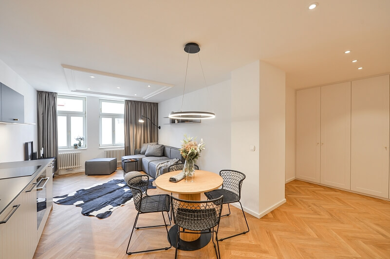 Žižkov - Prague 3 | Rent, Apartment One-bedroom (2+kk), 55 m²