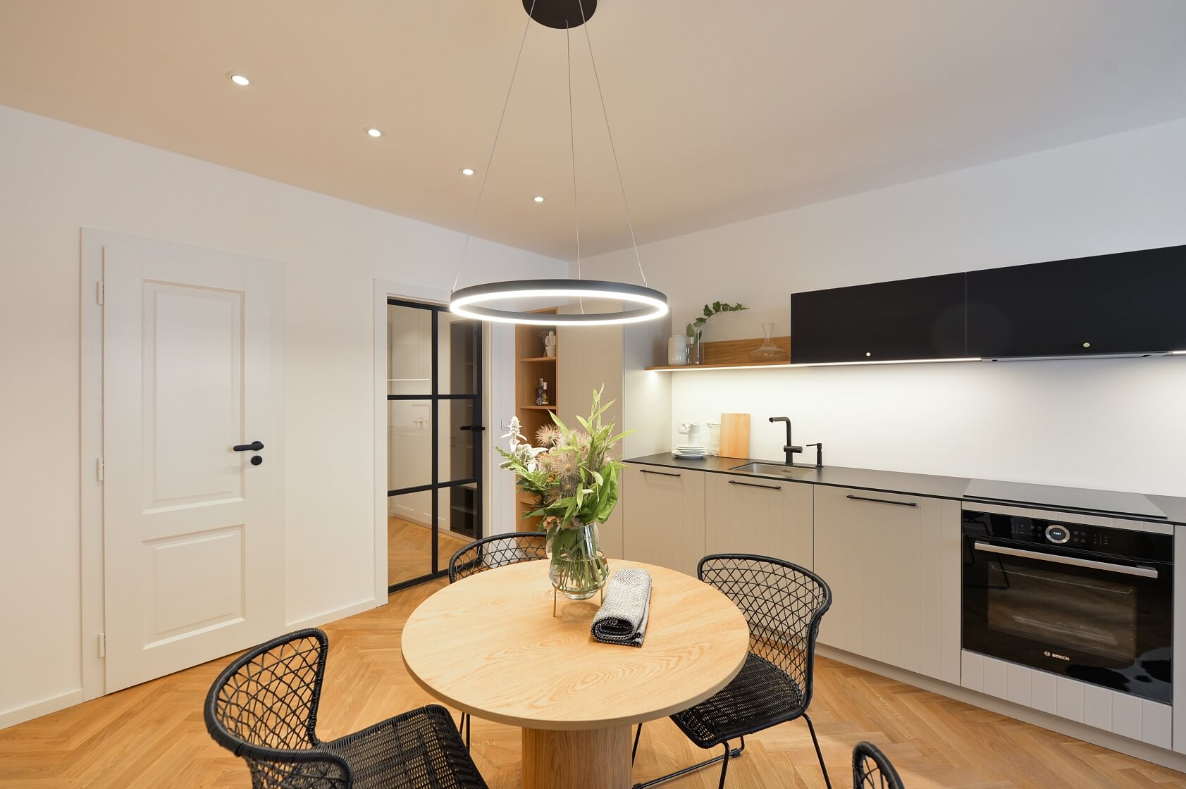 Žižkov - Prague 3 | Rent, Apartment One-bedroom (2+kk), 55 m²