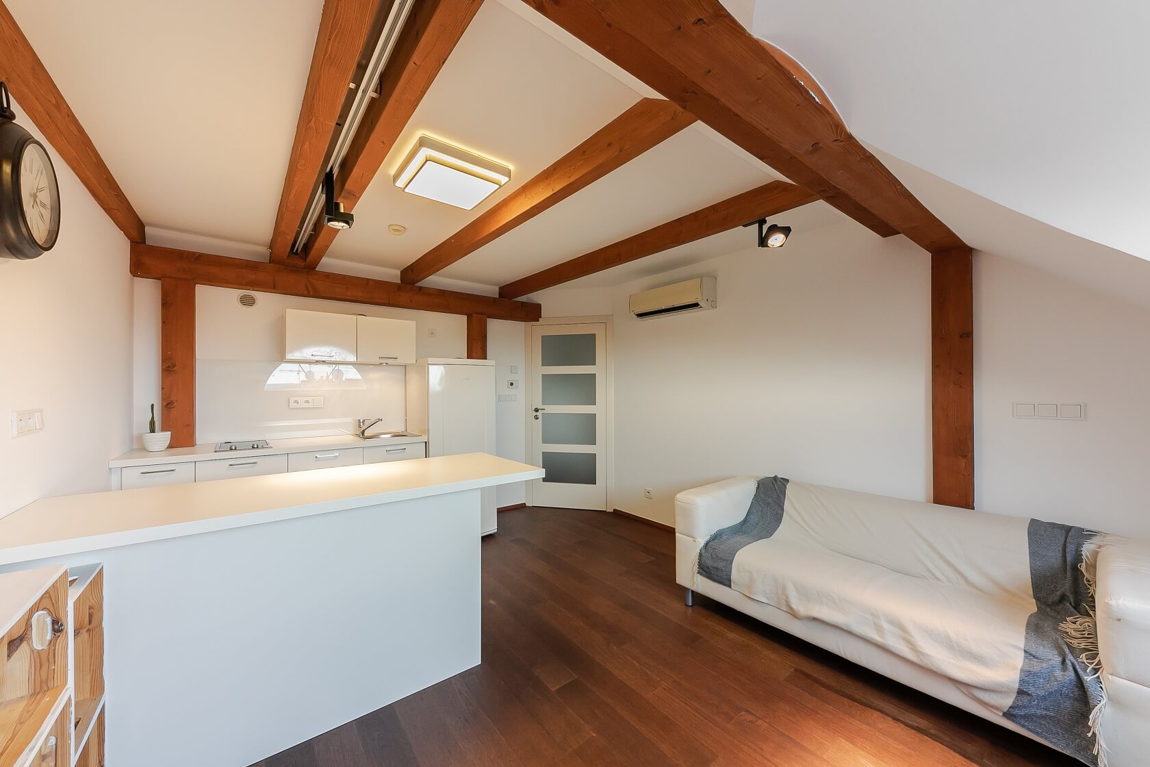 Mexická, Vršovice - Prague 10 | Rent, Apartment One-bedroom (2+kk), 56 m²