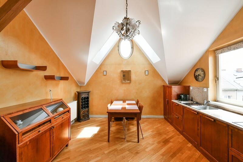 Korunní, Vinohrady - Prague 10 | Rent, Apartment Four-bedroom (5+1), 165 m²