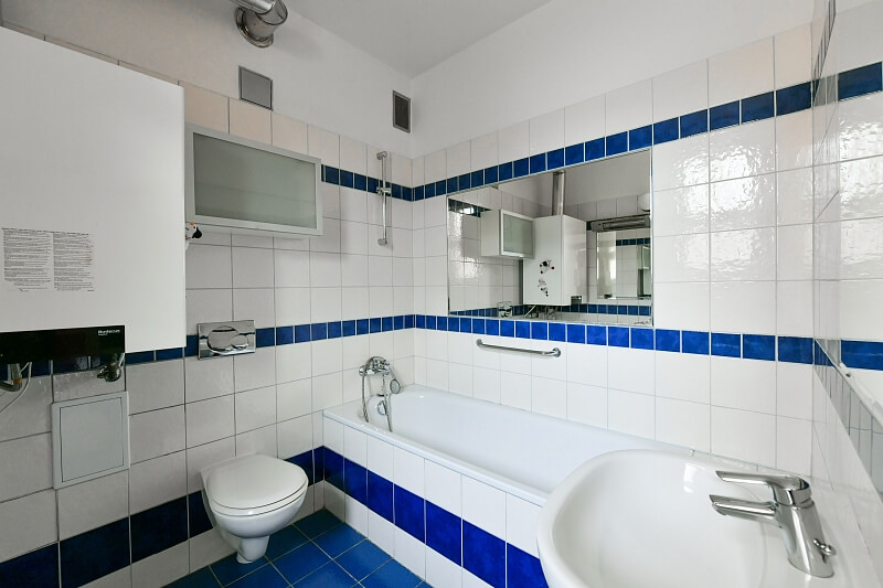 Na Jezerce, Nusle - Prague 4 | Sale, Apartment Two-bedroom (3+kk), 108 m²