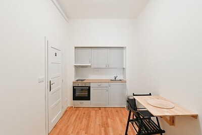 Terronská, Bubeneč - Prague 6 | Sale, Apartment One-bedroom (2+kk), 55 m²