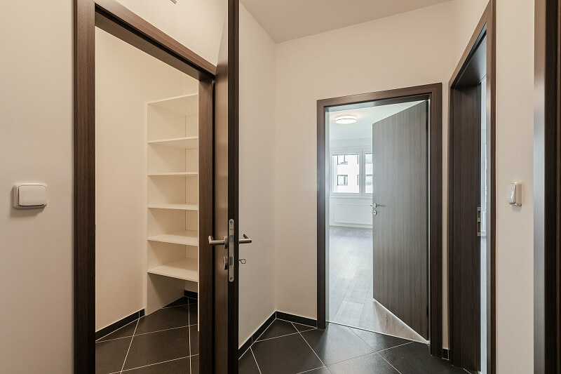 Honzíkova, Dolní Měcholupy - Prague 10 | Sale, Apartment One-bedroom (2+kk), 64 m²