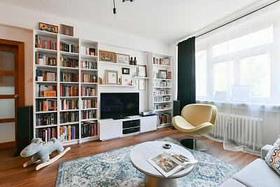 Komunardů, Holešovice - Prague 7 | Sale, Apartment One-bedroom (2+kk), 60 m²