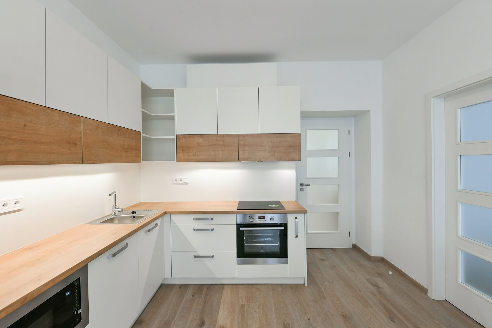 Sudoměřská, Žižkov - Prague 3 | Rent, Apartment Two-bedroom (3+kk), 75 m²