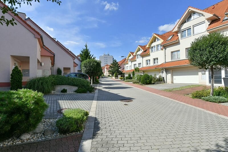 Plavínova, Žižkov - Praha 3 | Pronájem, Rodinný dům 5+kk, 272 m²