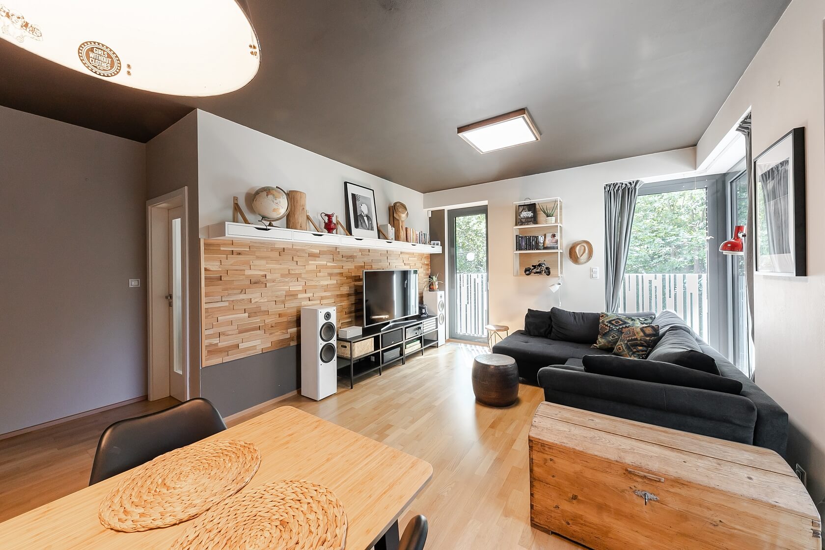 Olšanská, Žižkov - Prague 3 | Rent, Apartment One-bedroom (2+kk), 67 m²