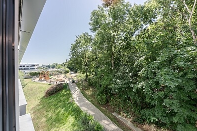 Olšanská, Žižkov - Prague 3 | Rent, Apartment One-bedroom (2+kk), 67 m²