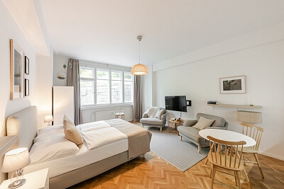 Rošických, Malá Strana - Praha 5 | Pronájem, Byt 1+kk, 33 m²